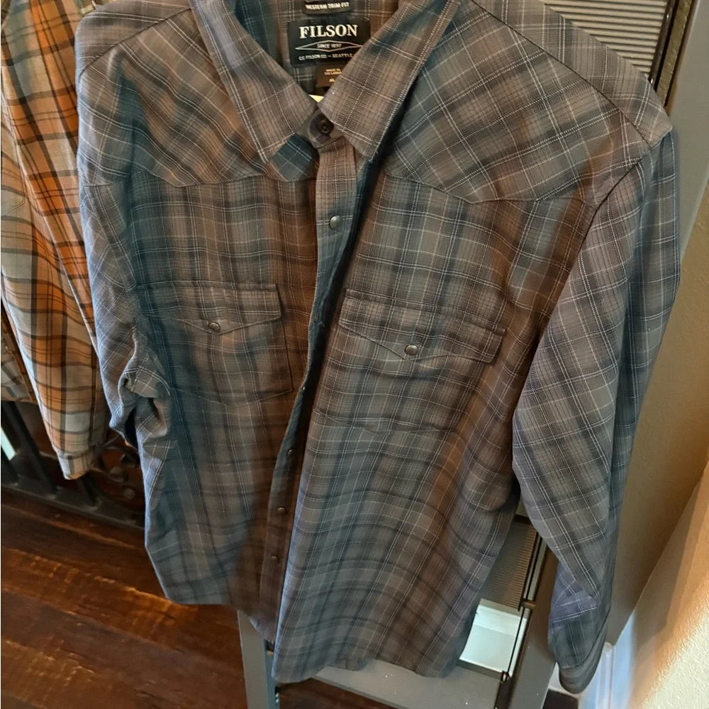 Filson Gray Plaid Casual Western Button-Down Shirt - Picture 4 of 5